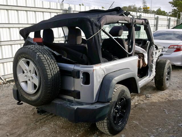 1C4AJWAG8FL746462 - 2015 JEEP WRANGLER S SILVER photo 4