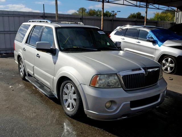 5LMFU27R64LJ07422 - 2004 LINCOLN NAVIGATOR 银色 照片 1