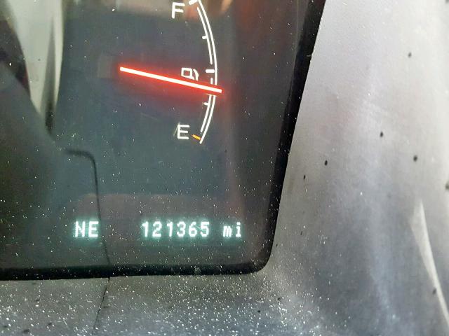 5LMFU27R64LJ07422 - 2004 LINCOLN NAVIGATOR 银色 照片 8