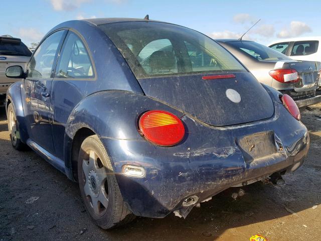 3VWBK21C33M421197 - 2003 VOLKSWAGEN NEW BEETLE 蓝色 照片 3