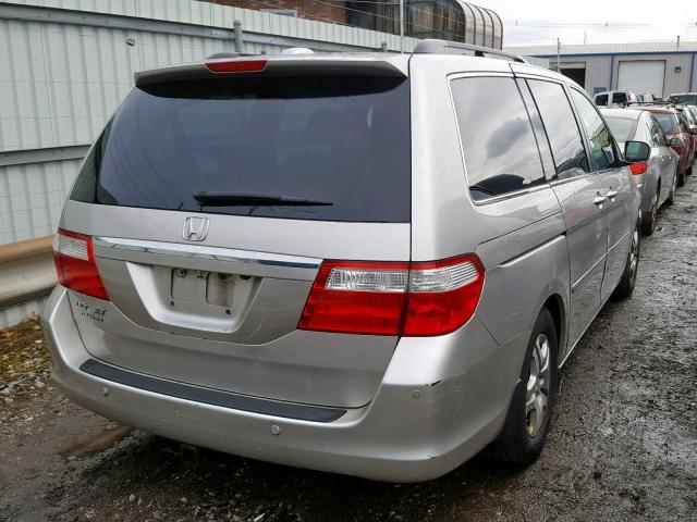 5FNRL38896B094559 - 2006 HONDA ODYSSEY TO SILVER photo 4