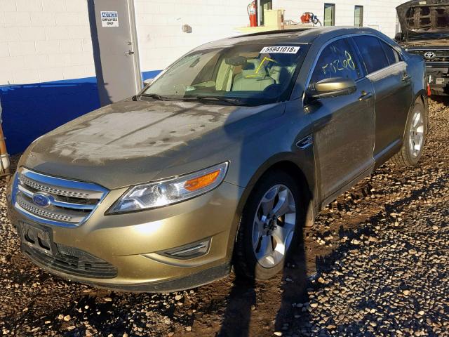 1FAHP2EW2CG104823 - 2012 FORD TAURUS SEL GREEN photo 2