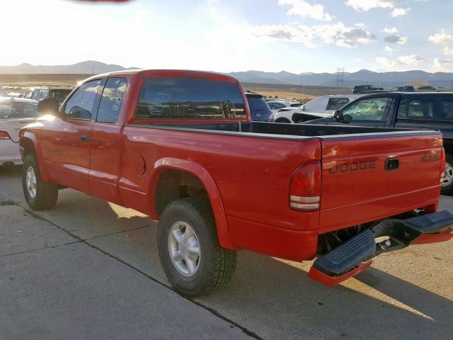 1B7GG22X3YS596818 - 2000 DODGE DAKOTA RED photo 3