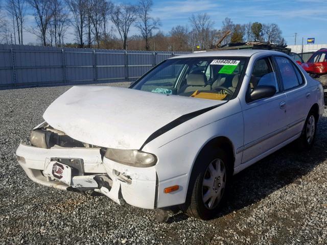 1N4BU31D3VC239781 - 1997 NISSAN ALTIMA XE WHITE photo 2