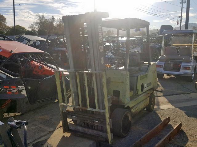 G138MB4386961 - 1985 CLAR FORKLIFT GREEN photo 2