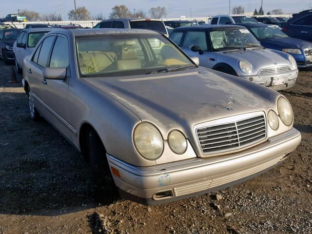 WDBJF65HXXA950275 - 1999 MERCEDES-BENZ E 320 TAN photo 1