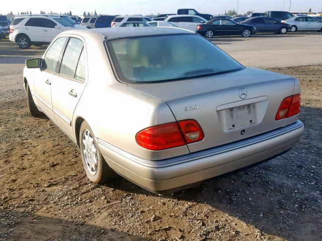 WDBJF65HXXA950275 - 1999 MERCEDES-BENZ E 320 TAN photo 3