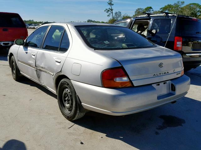 1N4DL01D5XC225930 - 1999 NISSAN ALTIMA XE SILVER photo 3