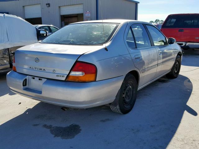 1N4DL01D5XC225930 - 1999 NISSAN ALTIMA XE SILVER photo 4