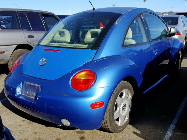 3VWBB61C6WM005902 - 1998 VOLKSWAGEN NEW BEETLE 蓝色 照片 4