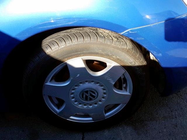 3VWBB61C6WM005902 - 1998 VOLKSWAGEN NEW BEETLE 蓝色 照片 9