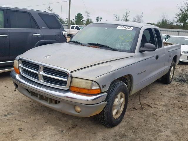 1B7GL22X5WS716319 - 1998 DODGE DAKOTA SILVER photo 2