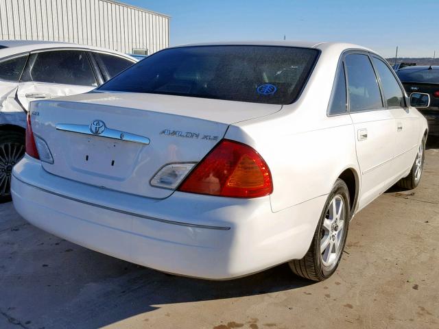 4T1BF28B0YU086080 - 2000 TOYOTA AVALON XL WHITE photo 4