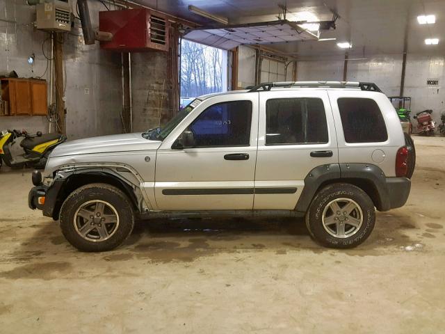 1J4GL38K56W165216 - 2006 JEEP LIBERTY RE SILVER photo 10