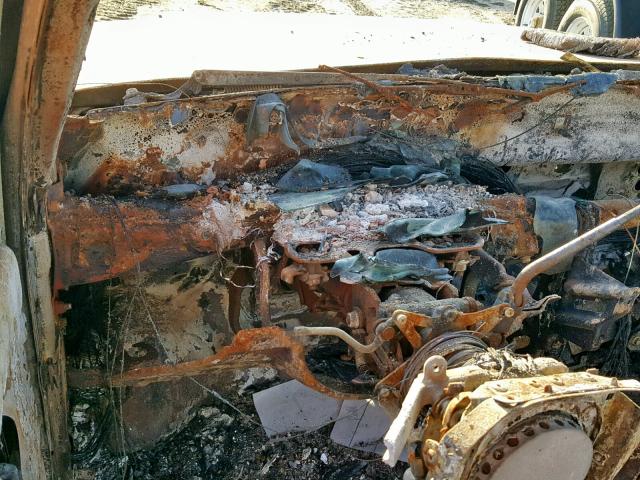 JT4VD12F9S0013592 - 1995 TOYOTA T100 XTRAC BURN photo 8