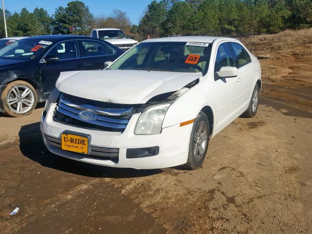 3FAHP07Z68R224345 - 2008 FORD FUSION SE WHITE photo 2