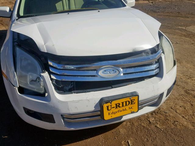 3FAHP07Z68R224345 - 2008 FORD FUSION SE WHITE photo 9