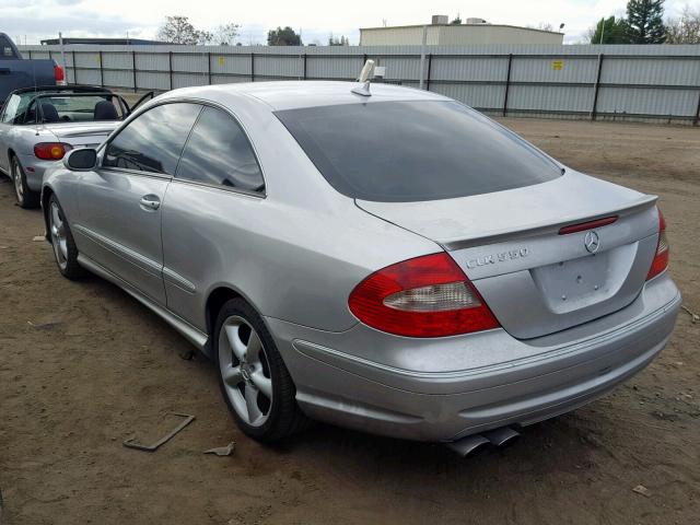 WDBTJ72H77F205908 - 2007 MERCEDES-BENZ CLK 550 SILVER photo 3