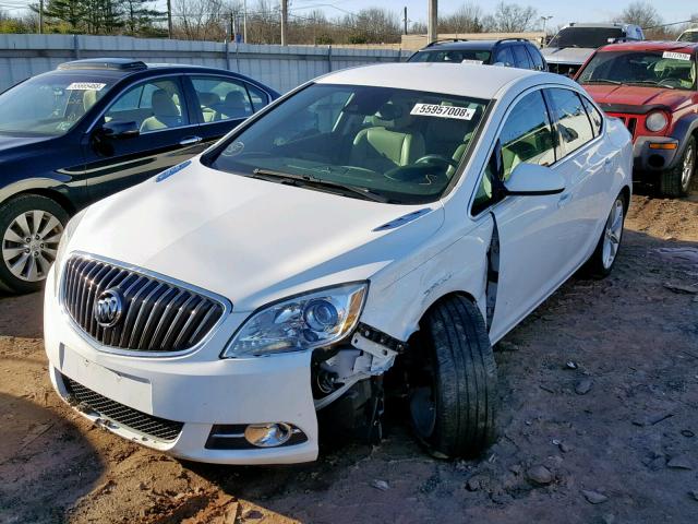 1G4PR5SK8F4103034 - 2015 BUICK VERANO CON WHITE photo 2