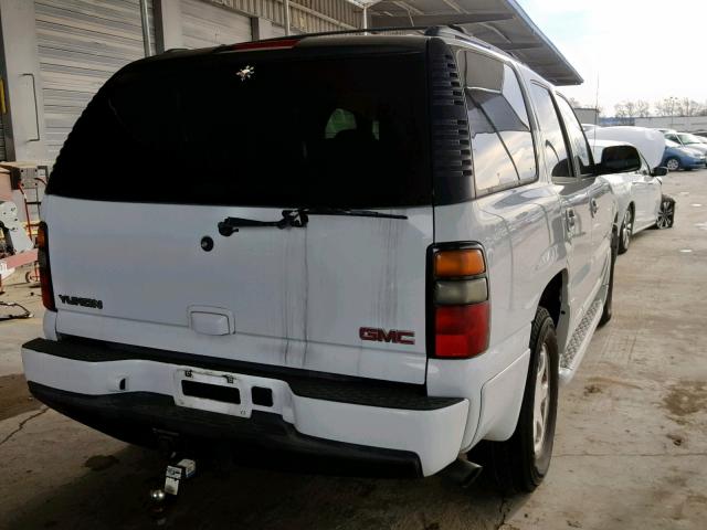 1GKEK63U06J164776 - 2006 GMC YUKON DENA BLACK photo 4