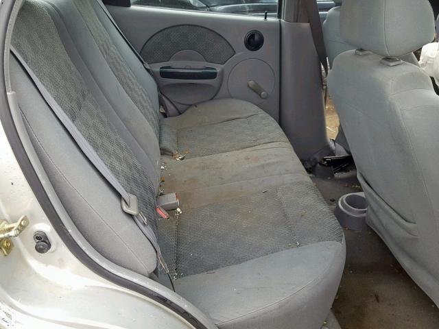 KL1TD52634B240306 - 2004 CHEVROLET AVEO SILVER photo 6