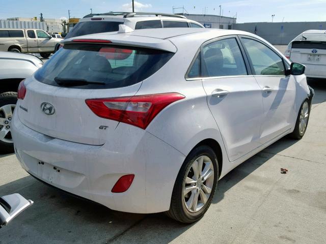 KMHD35LE4DU030657 - 2013 HYUNDAI ELANTRA GT WHITE photo 4