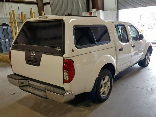 1N6AD07W87C431615 - 2007 NISSAN FRONTIER C WHITE photo 4