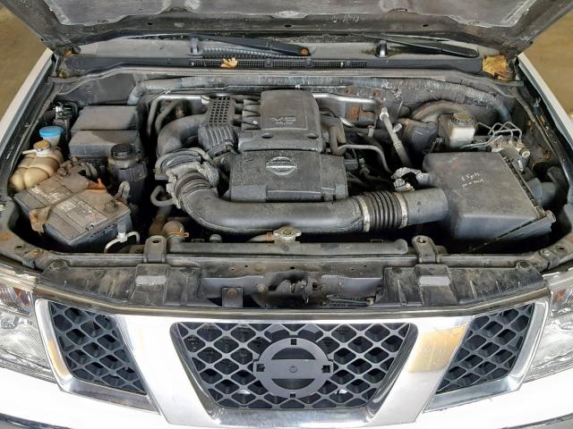 1N6AD07W87C431615 - 2007 NISSAN FRONTIER C WHITE photo 7