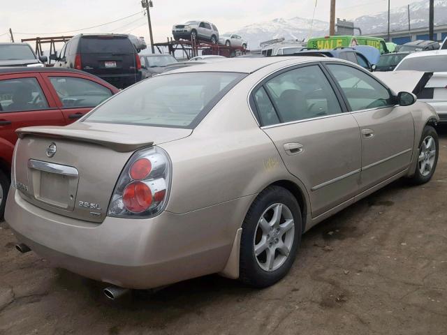 1N4BL11E25C388912 - 2005 NISSAN ALTIMA SE GOLD photo 4