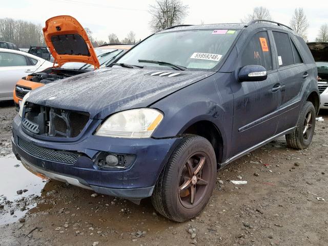 4JGBB86E86A018734 - 2006 MERCEDES-BENZ ML 350 BLUE photo 2