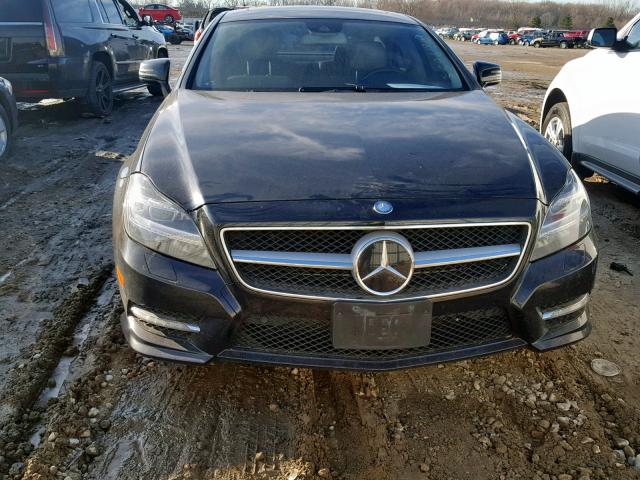 WDDLJ7DB0CA016136 - 2012 MERCEDES-BENZ CLS 550 BLACK photo 9