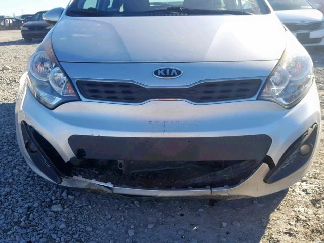 KNADN5A38D6096520 - 2013 KIA RIO EX SILVER photo 9