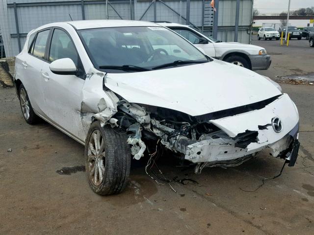 JM1BL1K64B1419084 - 2011 MAZDA 3 S WHITE photo 1