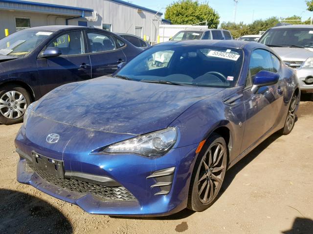 JF1ZNAA18H8703080 - 2017 TOYOTA 86 BASE BLUE photo 2