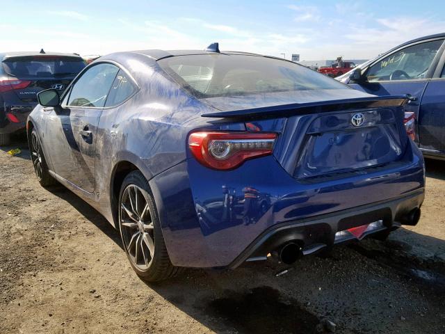 JF1ZNAA18H8703080 - 2017 TOYOTA 86 BASE BLUE photo 3