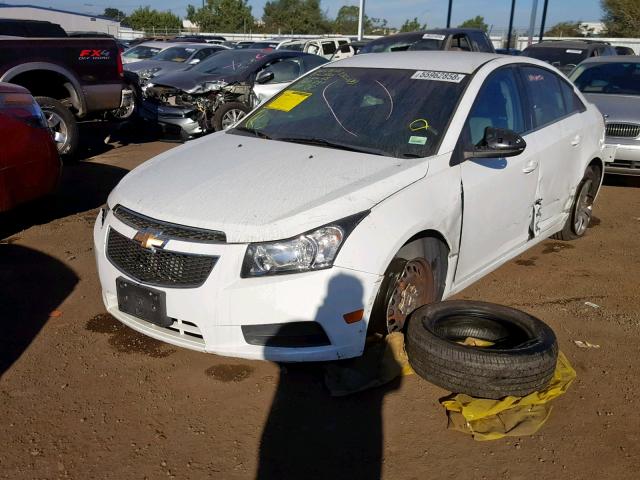 1G1PC5SH8C7245462 - 2012 CHEVROLET CRUZE LS WHITE photo 2