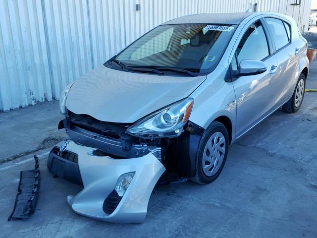 JTDKDTB35G1128812 - 2016 TOYOTA PRIUS C SILVER photo 2