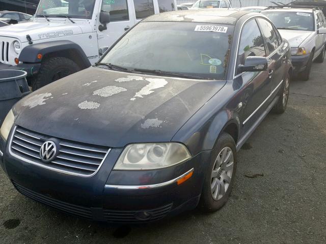 WVWPD63B52P451292 - 2002 VOLKSWAGEN PASSAT GLS BLUE photo 2