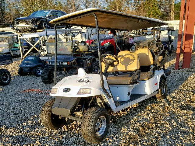 52RG31123JG008839 - 2018 GOLF CLUB CAR WHITE photo 2