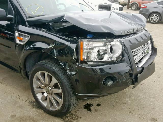 SALFT24N18H089800 - 2008 LAND ROVER LR2 HSE TE BLACK photo 9