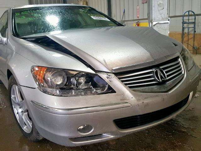 JH4KB16515C008706 - 2005 ACURA RL SILVER photo 9