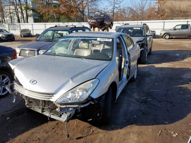 JTHBF30G025023028 - 2002 LEXUS ES 300 GRAY photo 2