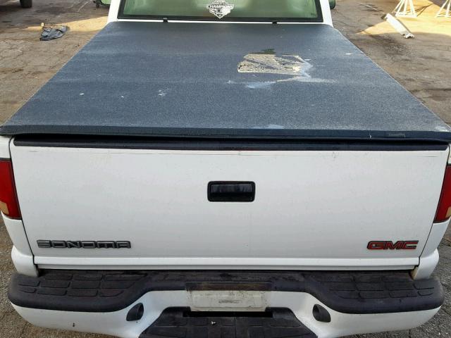 1GTCS145X28176271 - 2002 GMC SONOMA WHITE photo 6