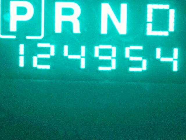 1J8HG48N66C212536 - 2006 JEEP COMMANDER RED photo 8