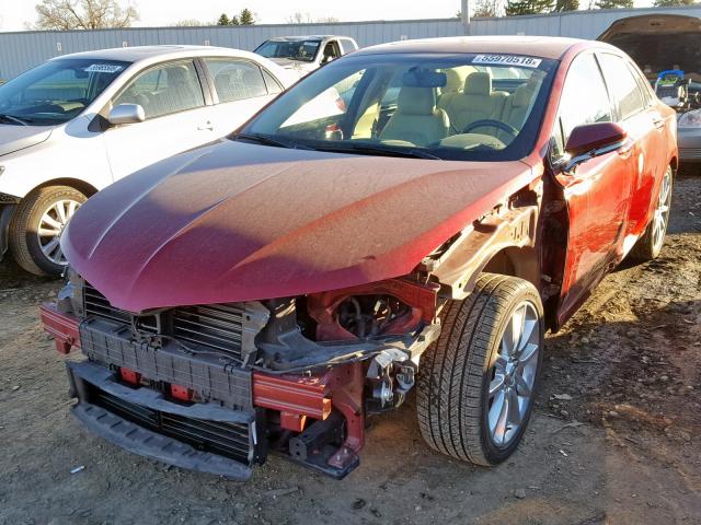 3LN6L2LU3FR612550 - 2015 LINCOLN MKZ HYBRID RED photo 2