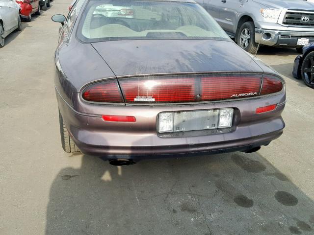 1G3GR62C5S4125554 - 1995 OLDSMOBILE AURORA PURPLE photo 10