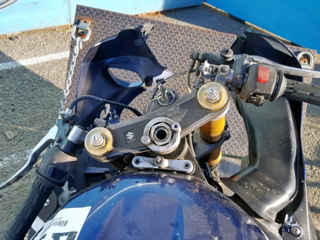 JS1GT75AX42102099 - 2004 SUZUKI GSX-R1000 BLUE photo 8