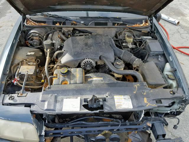 2FAFP74W9WX108243 - 1998 FORD CROWN VICT GREEN photo 7