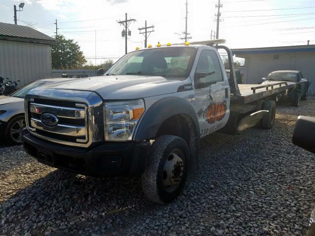 1FDUF5GT1DEA94150 - 2013 FORD F550 SUPER WHITE photo 2