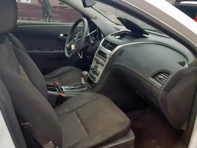 1G1ZC5E15BF387733 - 2011 CHEVROLET MALIBU 1LT WHITE photo 5